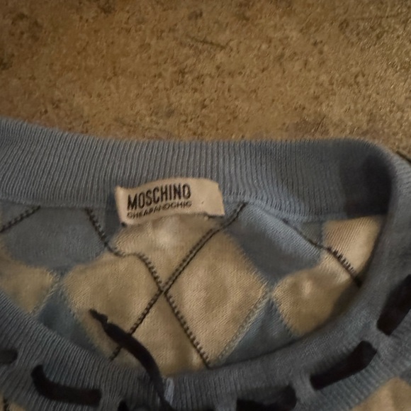 🤍Vintage🤍 Moschino Light Blue Argyle Cardigan - Picture 3 of 7